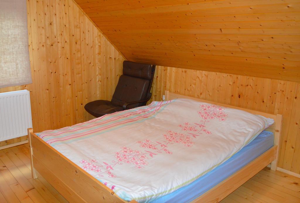 Brunarica Petric - Bela Krajina - Komarna Vas - Smucisce Gace - Semic Exterior foto